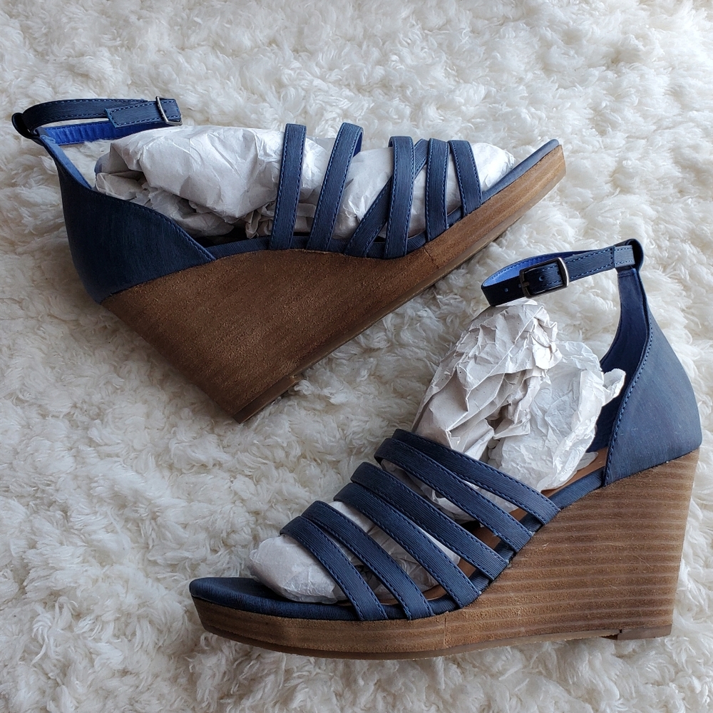 Anthropologie Navy Blue Strappy Leather Wedge Sandals - Picture 6 of 9